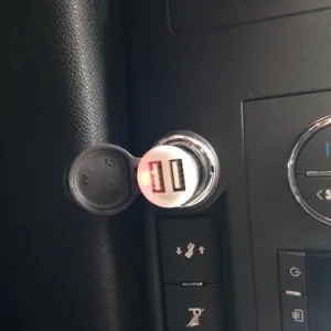 USB-uttag A dubbel 2.1A för cigguttag - 2