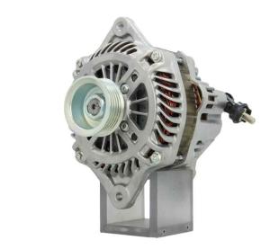 Generator 12V 110A, original Mitsubishi - 1